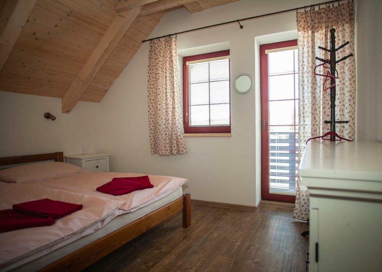 Apartmany Fiserka 捷克布杰约维采 外观 照片